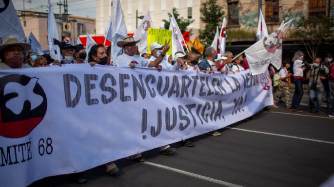 Marcha por el 2 de octubre deja 5 policías lesionados, pintas, destrozos...