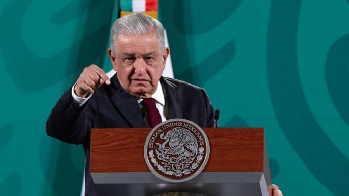 AMLO mantiene postura sobre la UNAM: sí requiere una sacudida; se derechizó