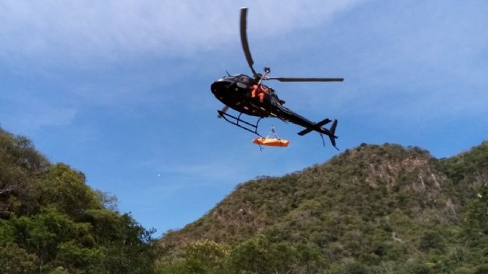 Dos muertos y tres heridos tras caída de mototaxi a un barranco