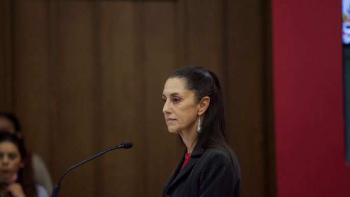 Renuncia de Paola Félix es por subir a vuelo privado, no era su dinero: Sheinbaum