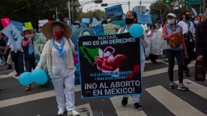 "¡Vida sí, aborto no!", grupos provida protestan en las calles