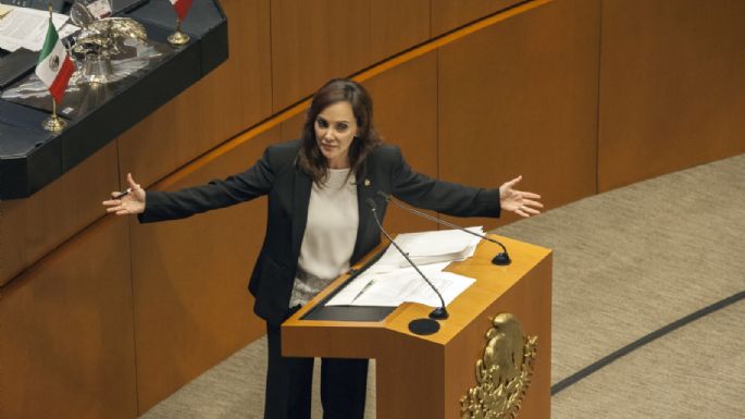 Lilly Téllez pide ayuda de la SSPC; denuncia amenazas tras incitar a enfrentar a AMLO en el Senado