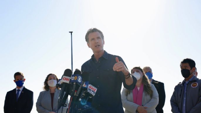 California declara estado de emergencia tras un derrame de medio millón de litros de crudo