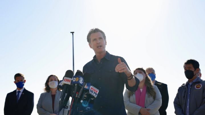 California declara estado de emergencia tras un derrame de medio millón de litros de crudo