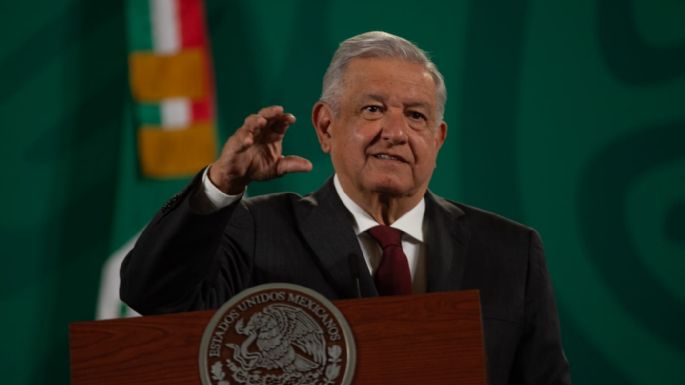 AMLO critica “mafias” en universidades públicas; llama a a impulsar movimiento de renovación