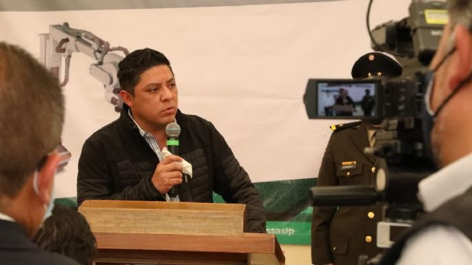 Omar Niño rechaza acusaciones en la mañanera y denuncia campaña del gobernador de SLP