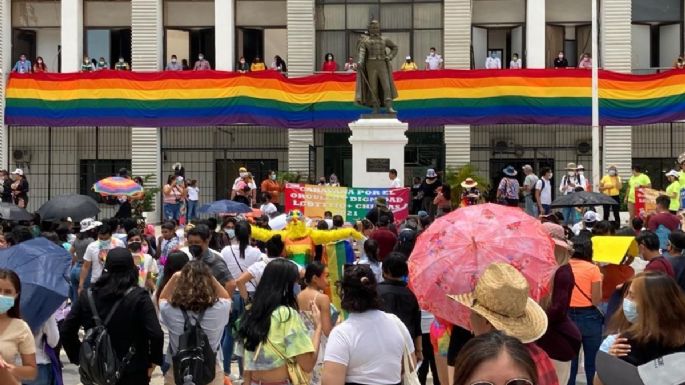 Comunidad gay exige frenar reconocimiento al exgobernador Patrocinio González