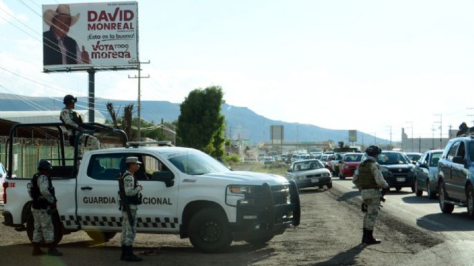 Zacatecas: 10 cuerpos son colgados en el puente de una carretera