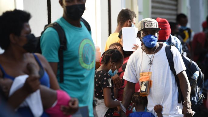 México prepara un decreto para ofrecer "alternativas migratorias" a los haitianos