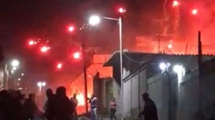 Captan en videos estallido de pirotecnia en Tultepec; hay dos muertos