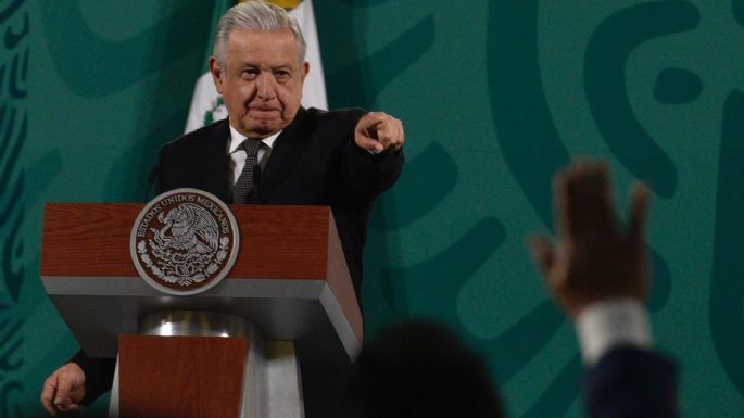 AMLO llama a participar en revocación de mandato, ignora restricción del TEPJF