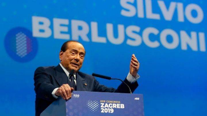 Invitadas de las fiestas "bunga bunga" de Berlusconi son llamadas a declarar como acusadas