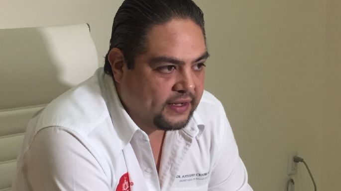 Esposan, golpean y roban al exsecretario de Salud de Jalisco