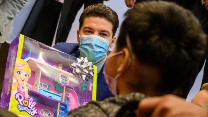 Samuel García promete tratamiento de cáncer gratuito a todos los niños de NL