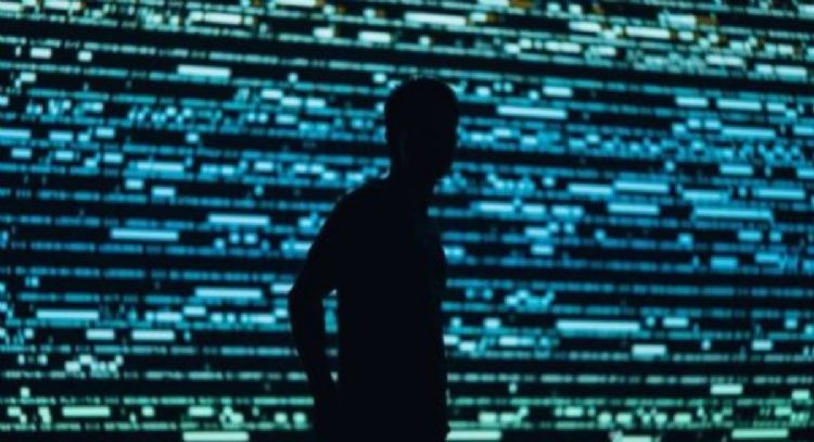 Alertan que China ofrece empleos falsos por internet con fines de espionaje