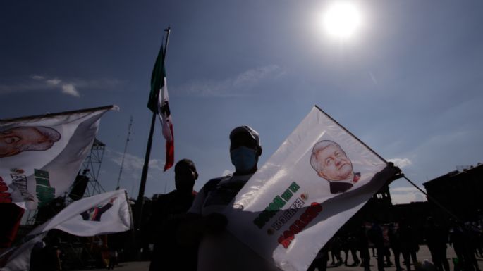López Obrador agradece a sus simpatizantes por acudir al AMLOFest