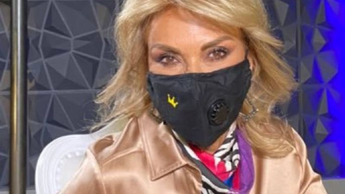“Ya no tarda en morirse”: se viraliza comentario fuera del aire de Adela Micha sobre Silvia Pinal (Video)