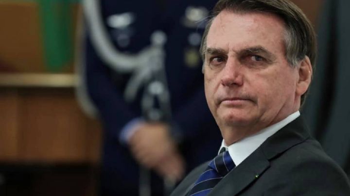 Cierre de cuentas por difundir noticias falsas es parte de "la dictadura" de la izquierda: Bolsonaro