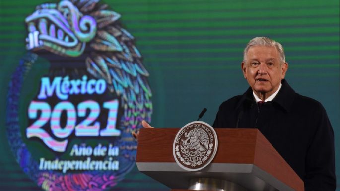 AMLO evalúa llevar a la mañanera a aspirantes a dirigir el sindicato de Pemex