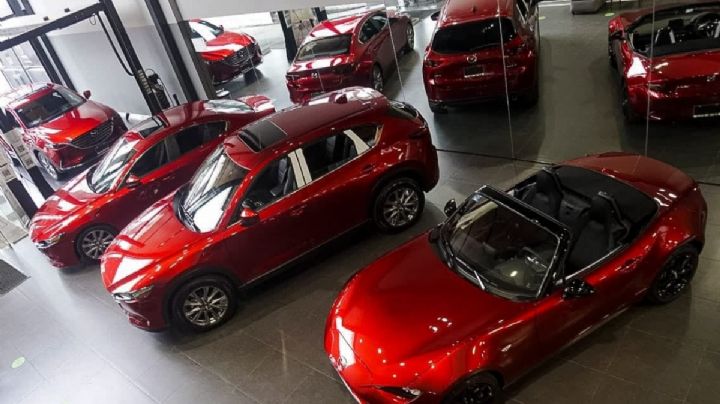 Profeco alerta a propietarios por fallas en autos Mazda, Mitsubishi y Tesla