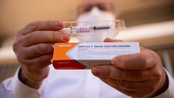 Cofepris autoriza uso de emergencia de la vacuna china CoronaVac		