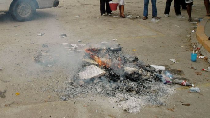 Vinculan a proceso a dos excandidatos a alcalde por quema de urnas en Hidalgo