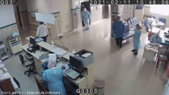 Policía se viste como médico para ver a su padre enfermo con covid-19, pero lo halla muerto