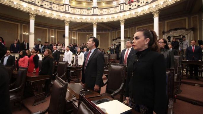 Ibero y colectivos reclaman al Congreso por congelar ley de desaparición en Puebla