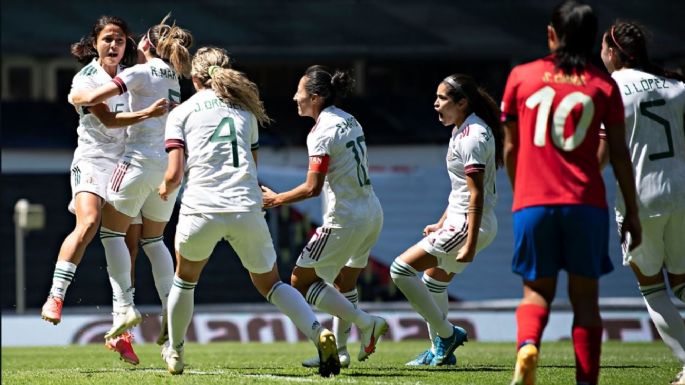 En el debut de Mónica Vergara, México vence 3-1 a Costa Rica