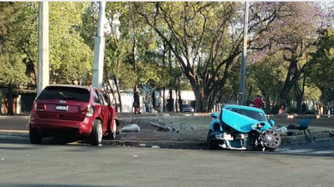 Choca un Porsche contra una Ford Edger en la CDMX