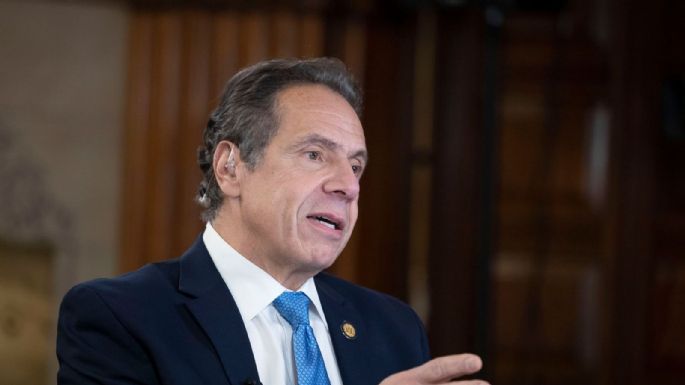 Prominentes demócratas exigen la dimisión del gobernador de NY tras múltiples acusaciones de acoso sexual