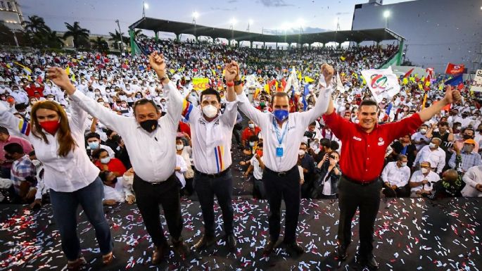 Junto a sus pares del PAN y PRD, Alejandro Moreno unge a su sobrino como candidato a Campeche