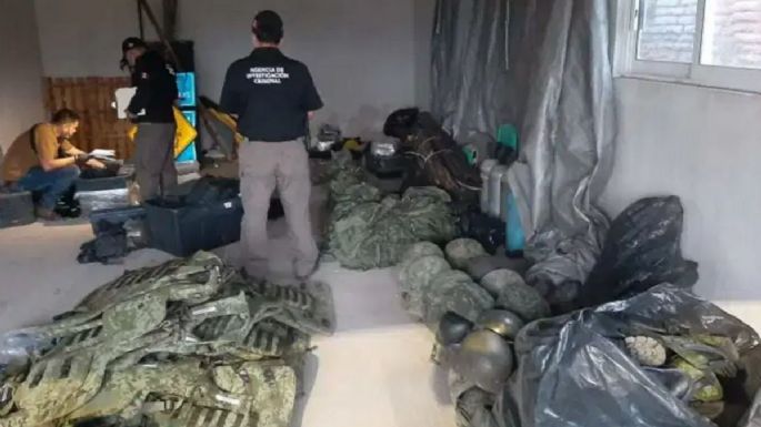 FGR asegura armas, cartuchos y vehículos en dos inmuebles de Jalisco