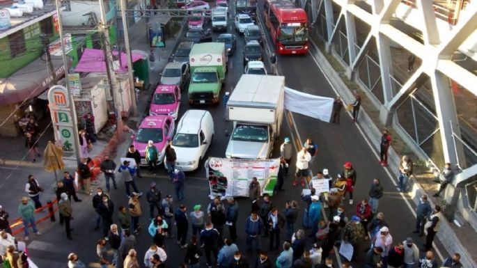 Transportistas paralizan la CDMX; exigen aumento de tarifa