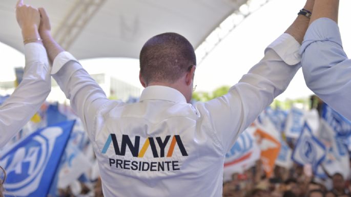 Anaya festeja freno judicial a reforma eléctrica; "la lucha sigue", advierte el panista