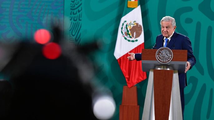 AMLO pide al Consejo de la Judicatura investigar a jueces tras freno a reforma eléctrica