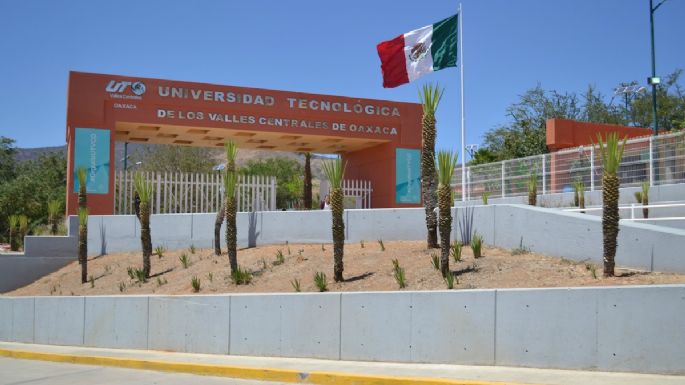 Oaxaca: Universitaria denuncia a tres profesores por hostigamiento, acoso e insinuaciones sexuales