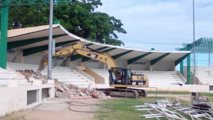 Inicia la remodelación "desde cero" del estadio del equipo de Pío López Obrador