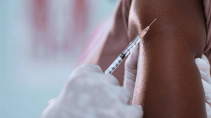 Vacunas de Pfizer y Moderna podrían proteger por años contra el covid-19: revista Nature