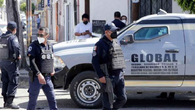 Puebla: Interceptan camioneta de valores y se llevan 6 mdp