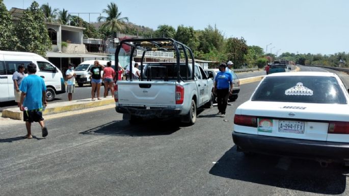 Policías y Guardia Nacional se enfrentan a autodefensas en Acapulco; hay tres muertos