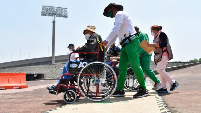 Muertes por covid-19 ya son 203 mil 664 en México