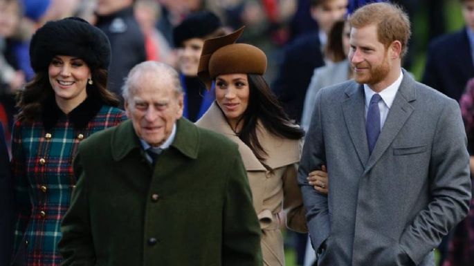 El príncipe Harry voló sin Meghan Markle a Reino Unido para el funeral del príncipe Felipe
