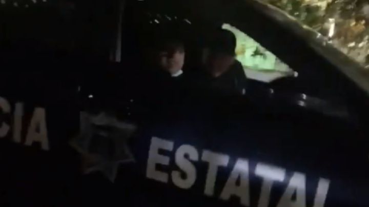 Policías de Tabasco acosan sexualmente a jovencitas desde su patrulla [VIDEO]