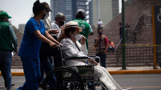 Argentina supera las 100 mil muertes por covid-19; decretan 5 días de luto