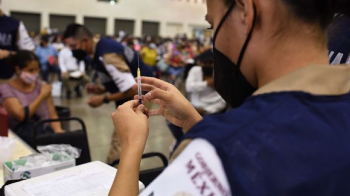 México rebasa las 15 millones de vacunas aplicadas contra covid-19