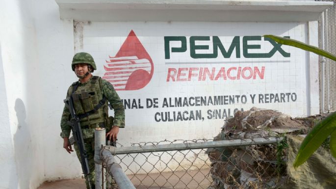Pemex convoca a militares en retiro a trabajar en "defensa del patrimonio nacional"