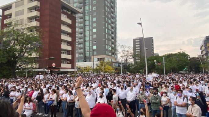 Con marcha, integrantes de la UdeG exigen justicia por los hermanos González Moreno