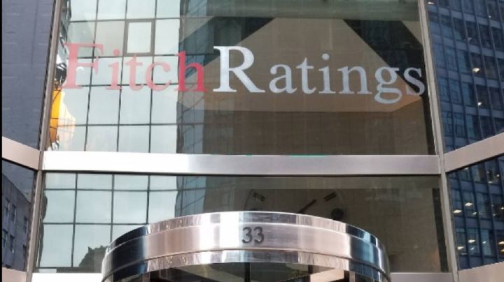 Fitch Ratings ratifica calificación crediticia de México en BBB-