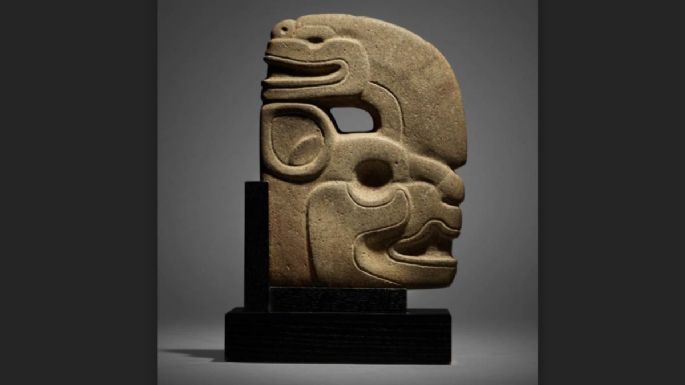 Pese a la denuncia interpuesta ante la FGR, Sotheby's de NY subastó piezas arqueológicas por 13 millones de pesos